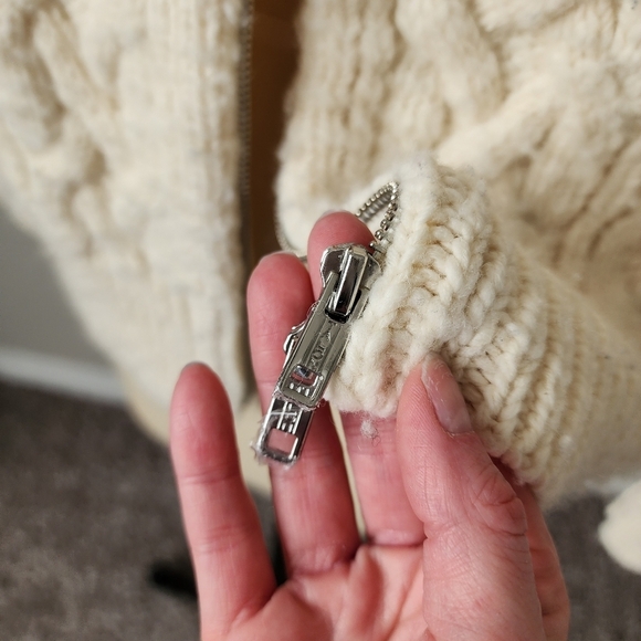 3.1 PHILIP LIM Wool Cable Knit zip up sweater in ivory size XS‎ - Picture 3 of 12